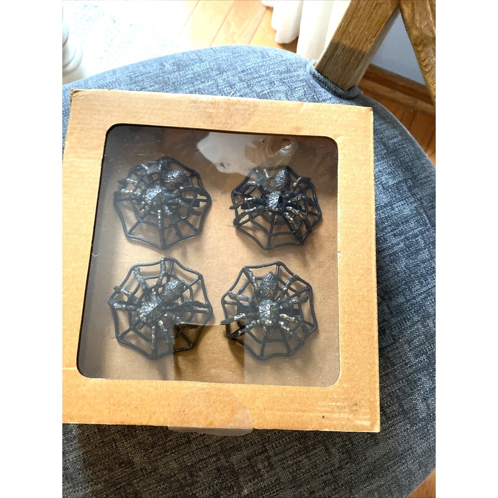 Christian Lacroix Maison NWT Set Of 4 Spider Web Halloween Napkin Rings Metal